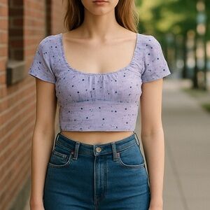Ivy and Main from Tilly’s crop top, purple floral. Size Small
